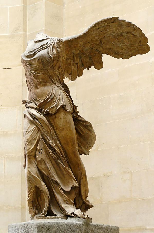 サモトラケのニケ ギリシャ神話の勝利の女神 彫刻